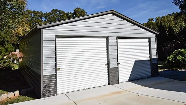 Garage à structure métallique 1 jpg
